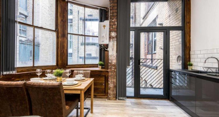 27 Stanley Street Aparthotel By Ustay Liverpool Bagian luar foto