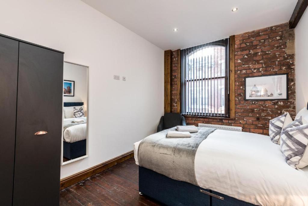 27 Stanley Street Aparthotel By Ustay Liverpool Bagian luar foto