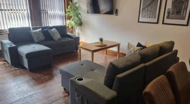 27 Stanley Street Aparthotel By Ustay Liverpool Bagian luar foto